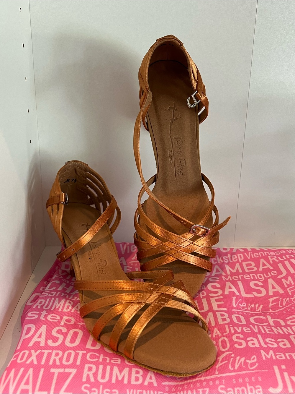 Women's Rhythm Dance Shoes